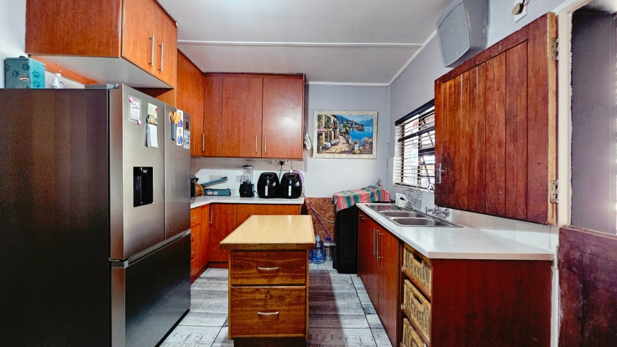 3 Bedroom Property for Sale in Noordhoek Free State